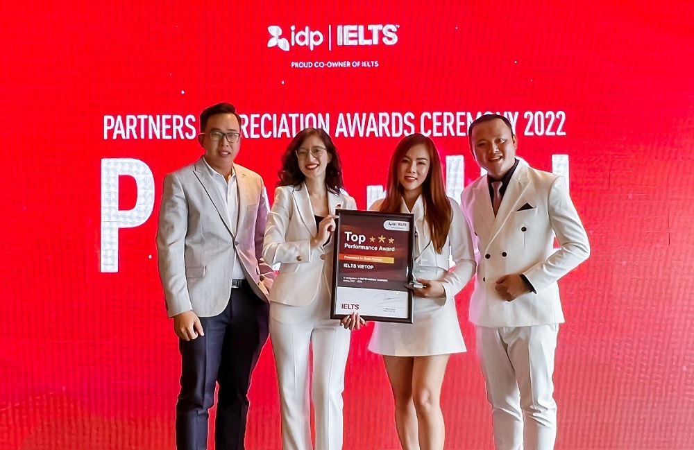 Lễ vinh danh đối tác xuất sắc nhất năm 2022 của IELTS IDP 