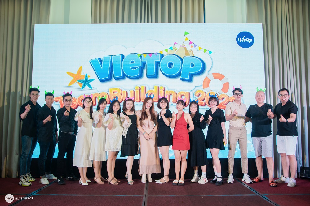 Điểm danh những thành viên không thể thiếu của Đại Gia đình Vietop - Team Marketing