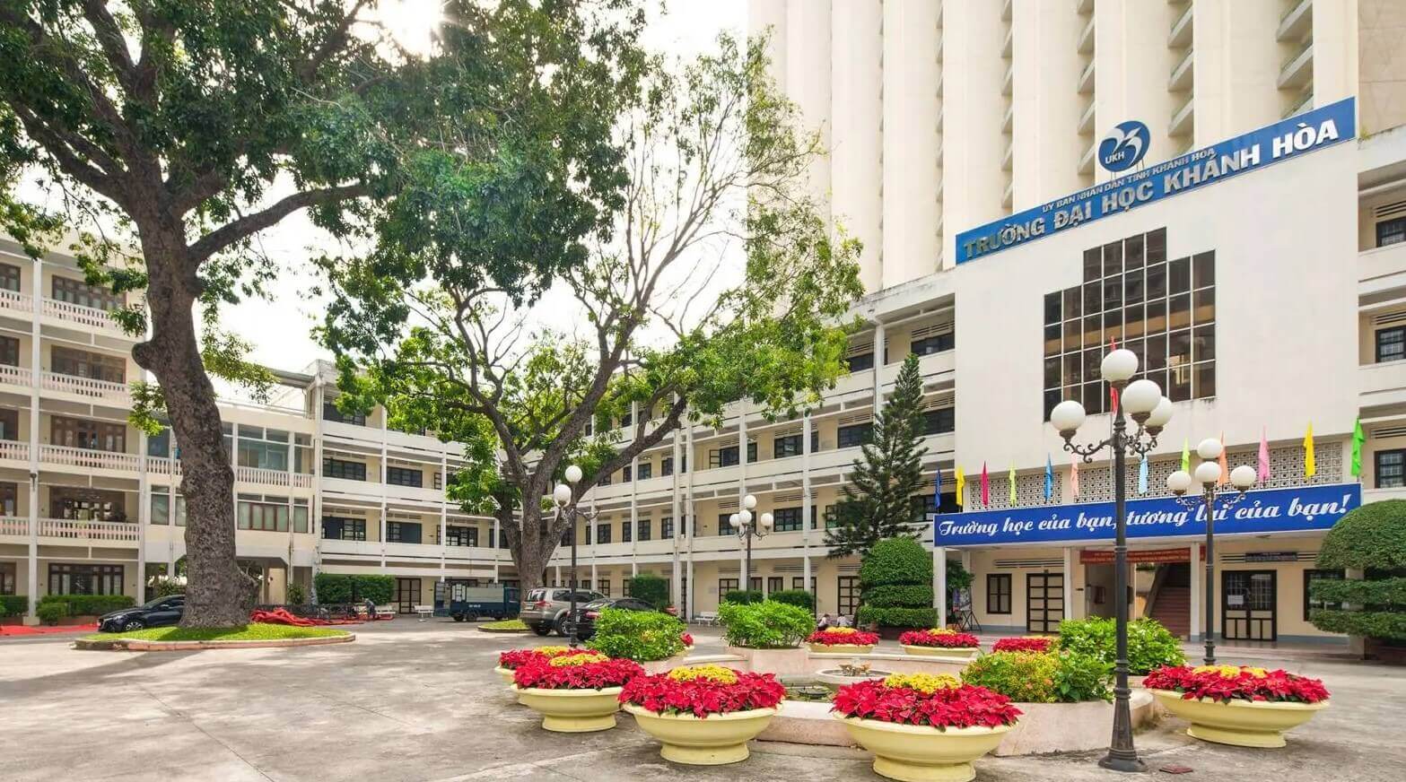 Trường Đại học Khánh Hòa