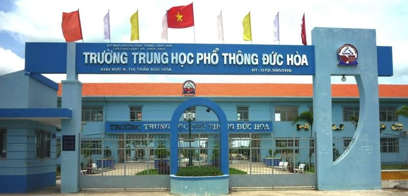 Trường THPT Đức Hòa