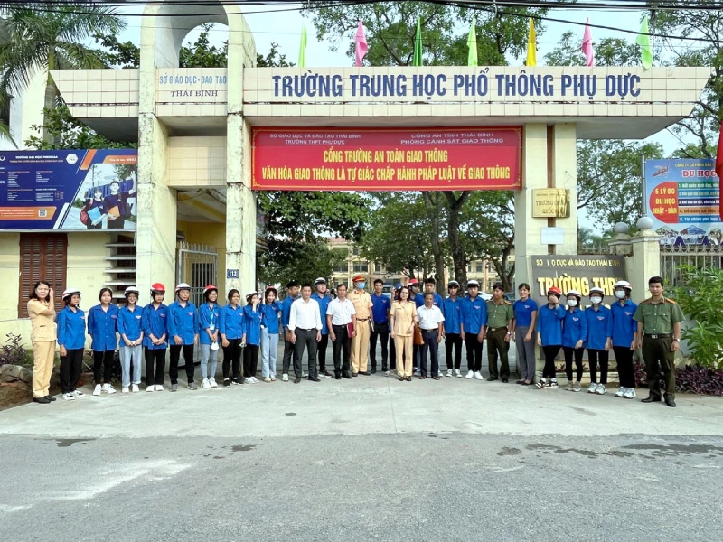 Trường THPT Phụ Dực