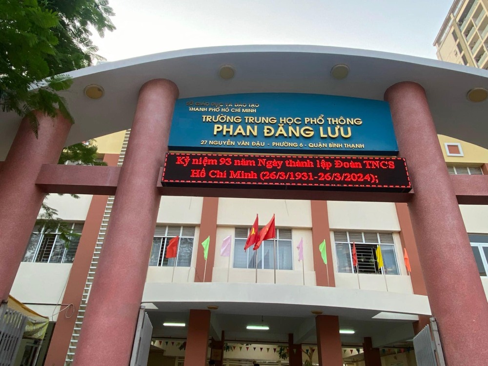 Trường THPT Phan Đăng Lưu