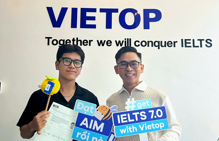 Đặng Hoàng Việt