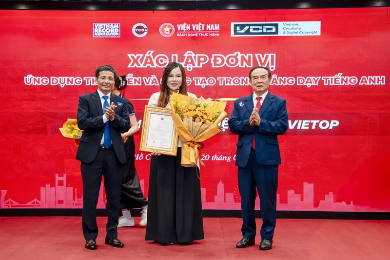 Lễ công bố quyền sáng tạo phương pháp E.M.P.O.W.E.R