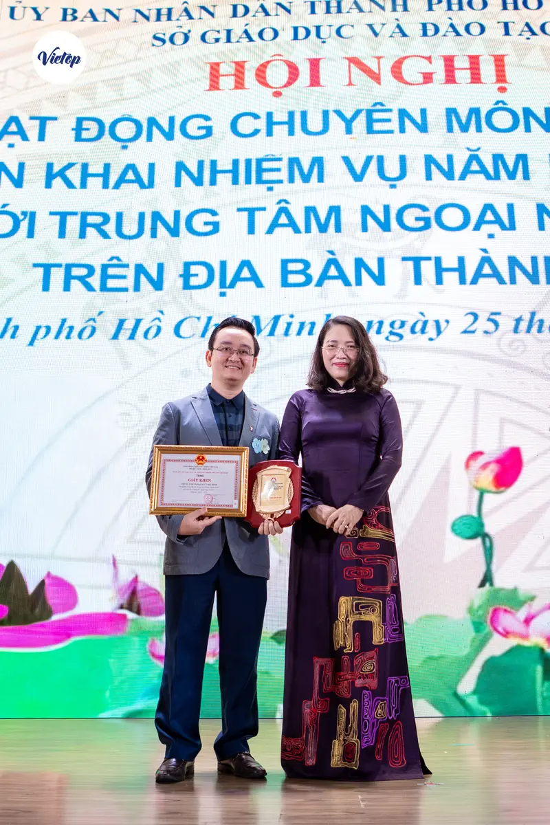 Niềm vinh dự của Vietop tại Hội nghị tổng kết hoạt động chuyên môn năm học 2024-2025