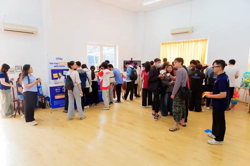 Vietop tại ngày hội ISPACE Club Day 2025