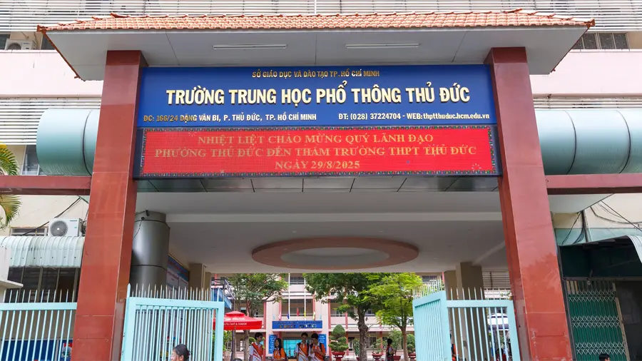 Trường THPT Thủ Đức