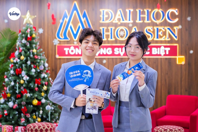 vietop tổ chức thi thử ielts cùng đại học hoa sen