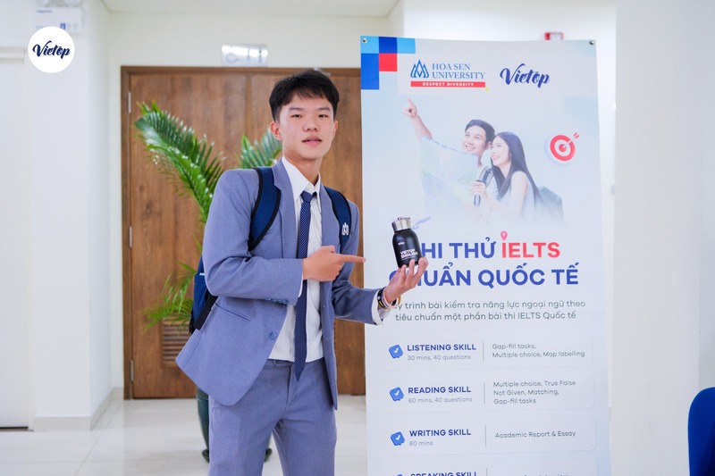 vietop tổ chức thi thử ielts cùng đại học hoa sen