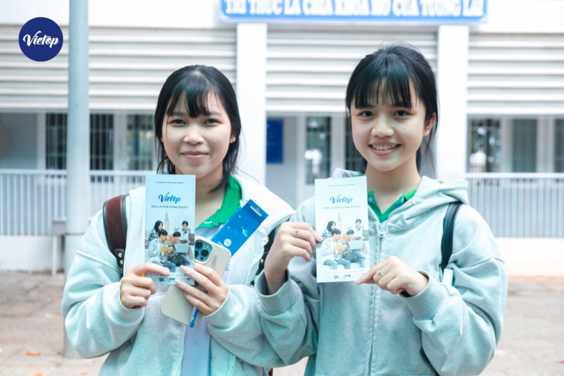 Vietop school tour Vũng Tàu