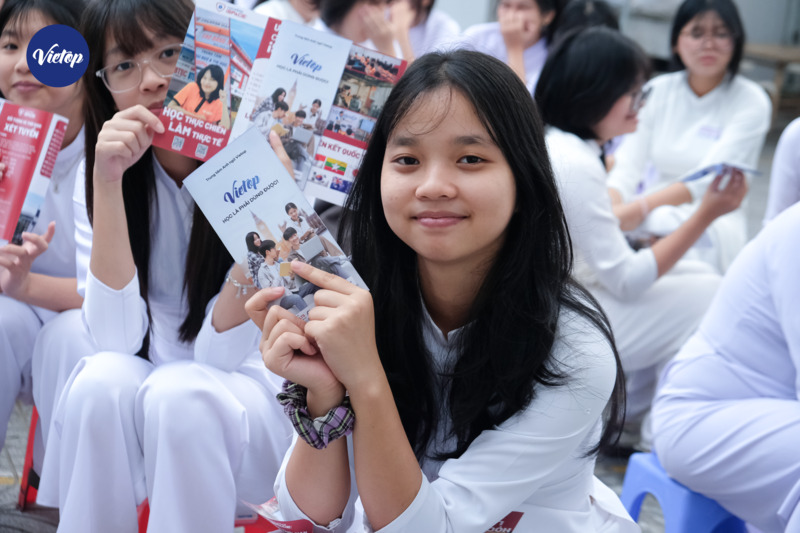 Vietop school tour Vũng Tàu