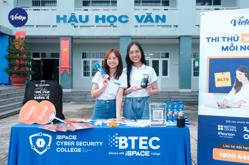 Vietop school tour Vũng Tàu