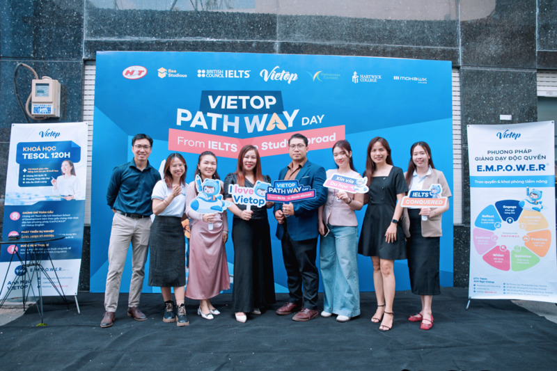 Vietop cùng các đối tác du học tại sự kiện Vietop Pathway Day