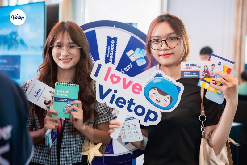 Vietop English lan tỏa tinh thần chinh phục IELTS tại IELTS Fair 2026